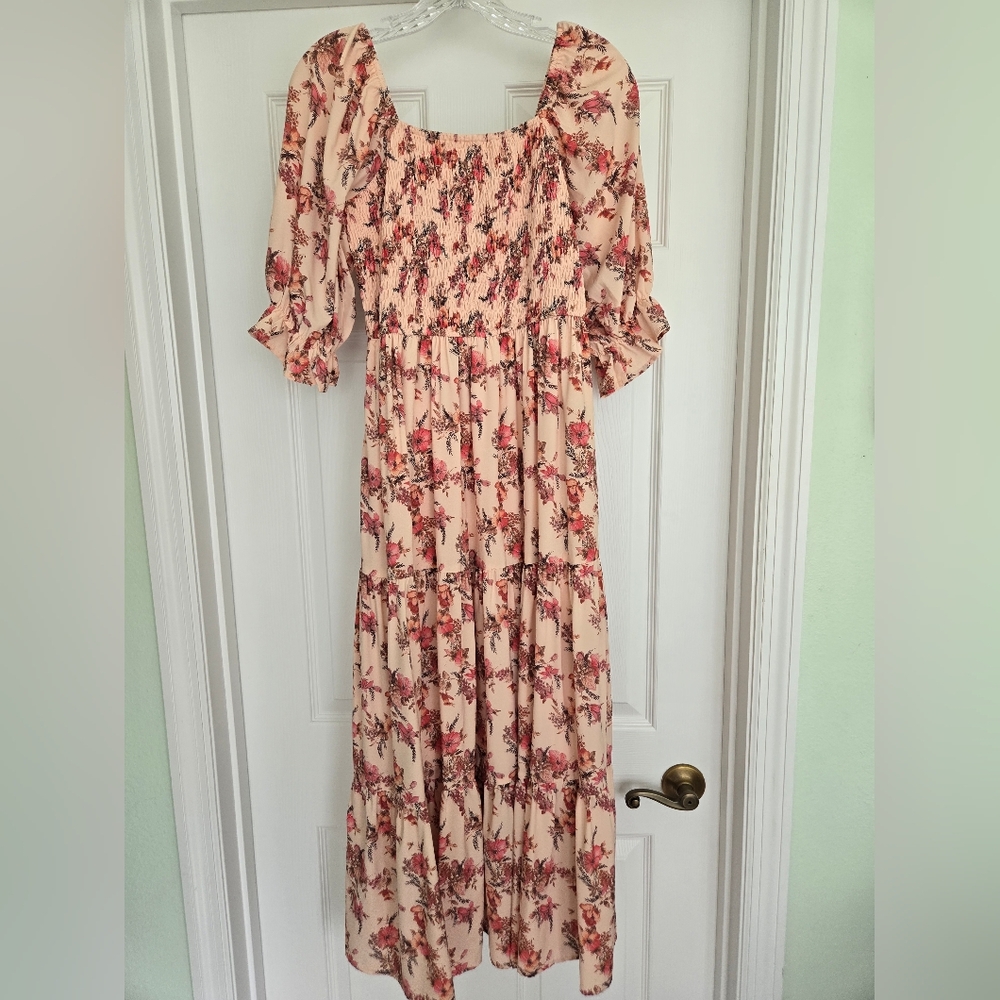 Baevely Elegant Floral Maxi Dress in Cream and Red/Pink